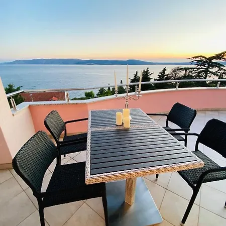 Apartments La Mer Novi Vinodolski Exterior photo